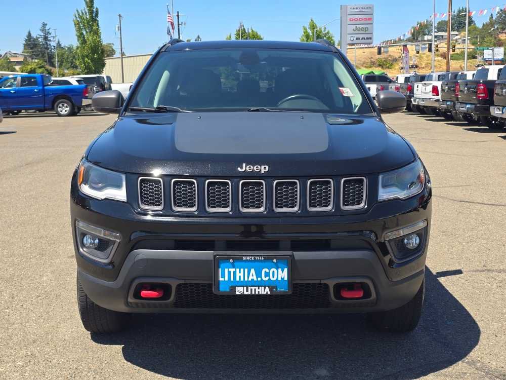 Used 2019 Jeep Compass Trailhawk w/ Leather Interior Group AWD/4WD image 8