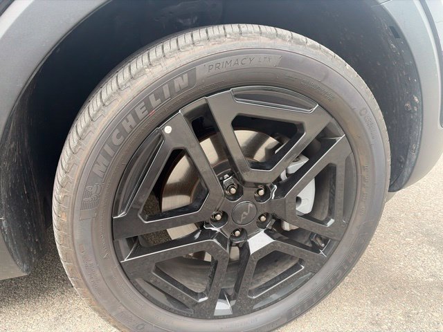 Used 2025 Kia Telluride EX X-Line AWD/4WD image 16