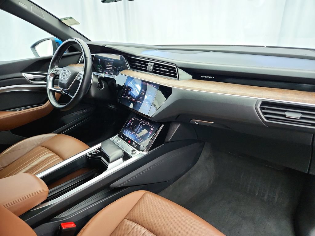 Used 2019 Audi e-tron Premium Plus AWD/4WD image 29