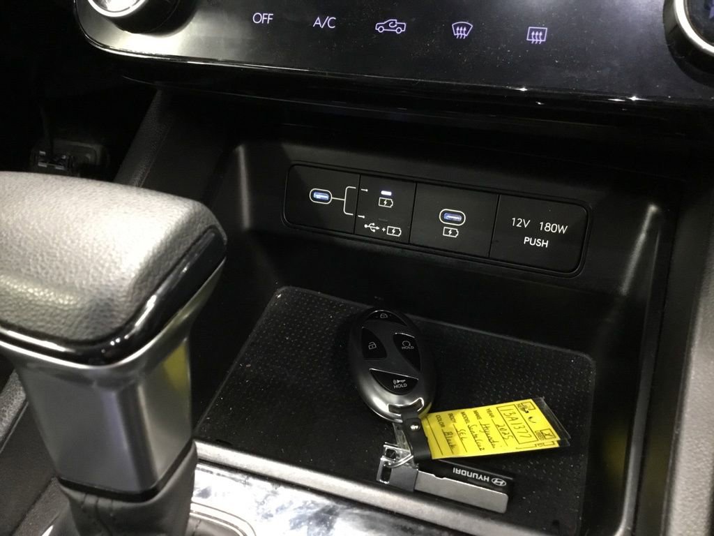 Used 2025 Hyundai Santa Cruz SEL image 21
