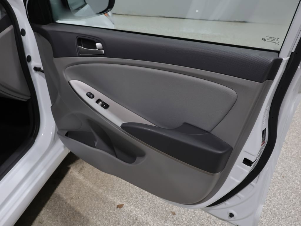 Used 2017 Hyundai Accent SE image 22