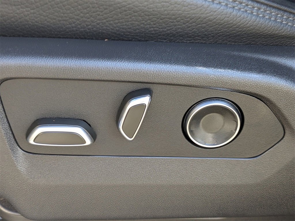 Used 2025 GMC Sierra 2500 Denali w/ Denali Reserve Package image 20