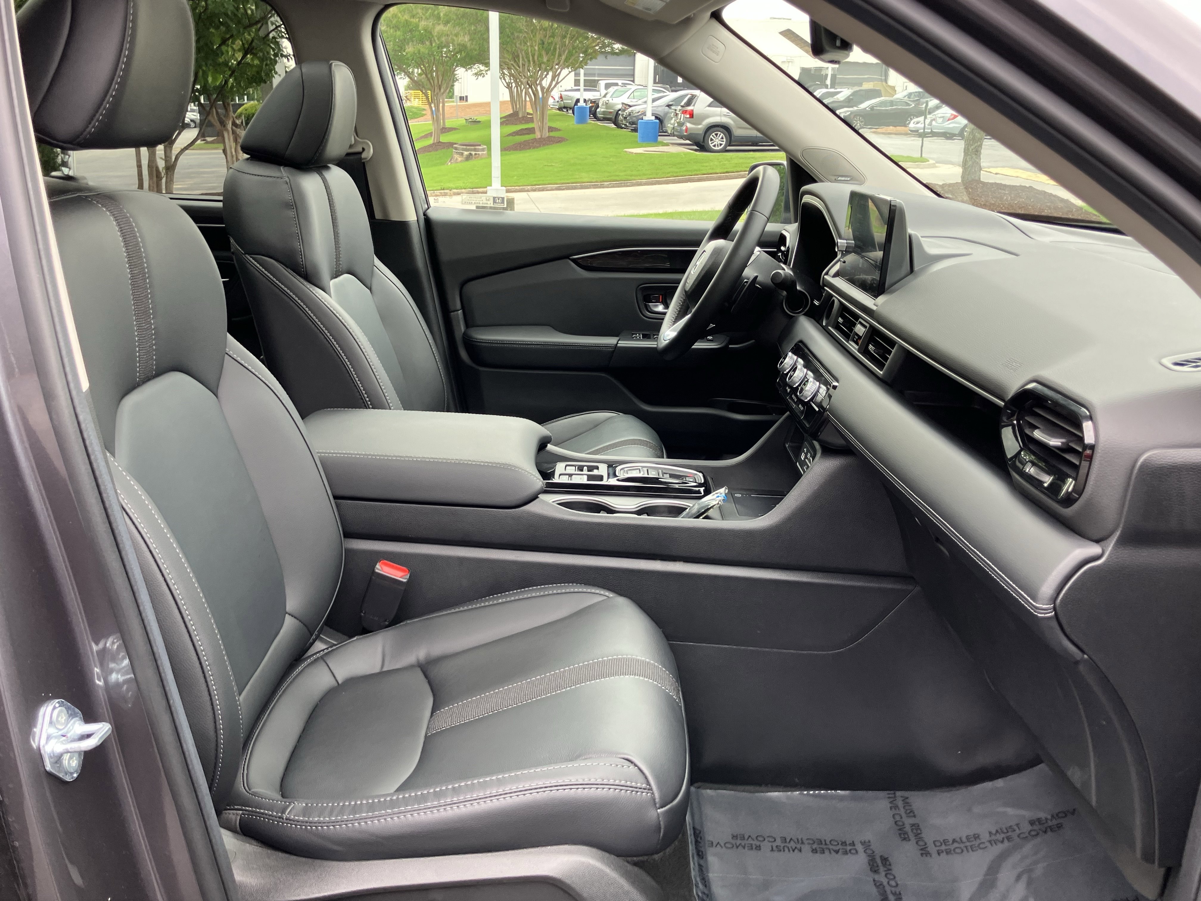 Used 2025 Honda Pilot Touring image 36