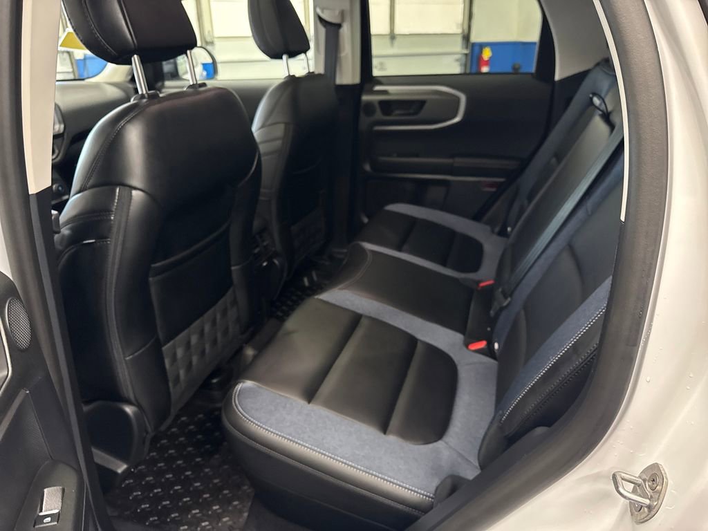 Certified 2025 Ford Bronco Sport Outer Banks w/ Outer Banks Tech Package+ AWD/4WD image 27