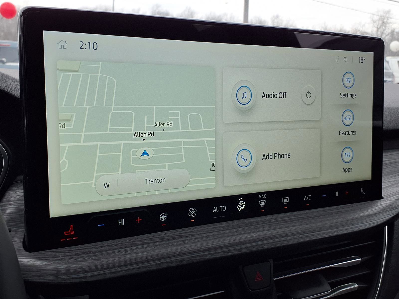 Used 2024 Ford Escape SE w/ PHEV Premium Package image 13