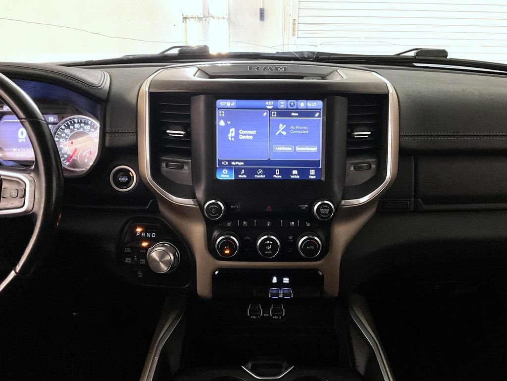Used 2022 RAM 1500 Laramie AWD/4WD image 12