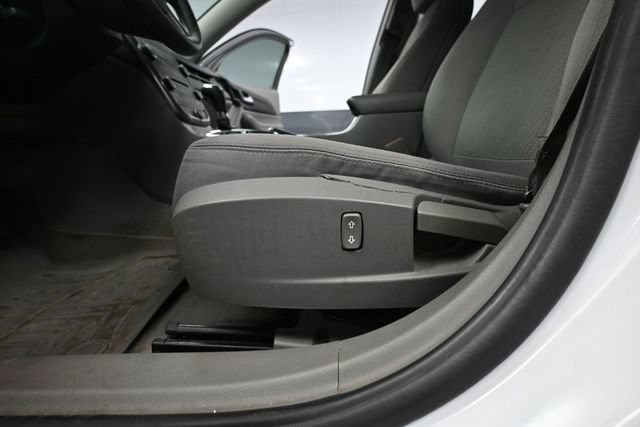 Used 2015 Chevrolet Malibu LS FWD image 15