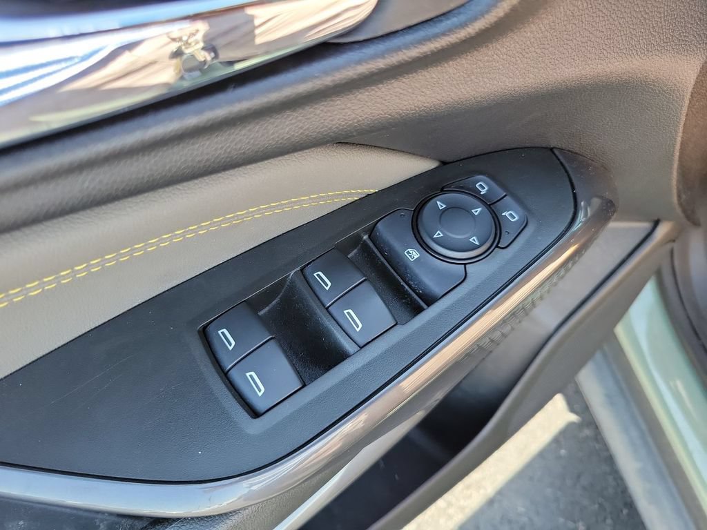 Used 2024 Chevrolet Trax ACTIV w/ Sunroof Package FWD image 22