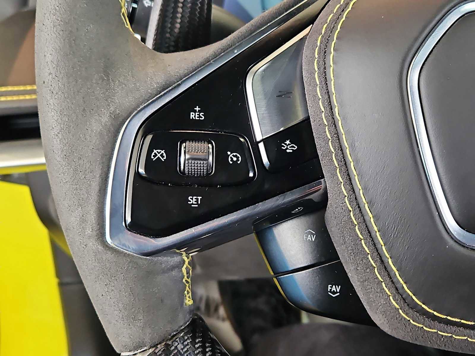 Used 2024 Chevrolet Corvette E-Ray image 26
