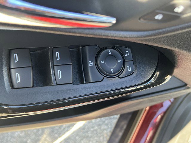 Used 2025 Chevrolet Trax LT w/ LT Convenience Package image 22