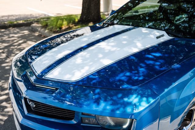 Used 2010 Chevrolet Camaro SS w/ RS Package RWD image 24