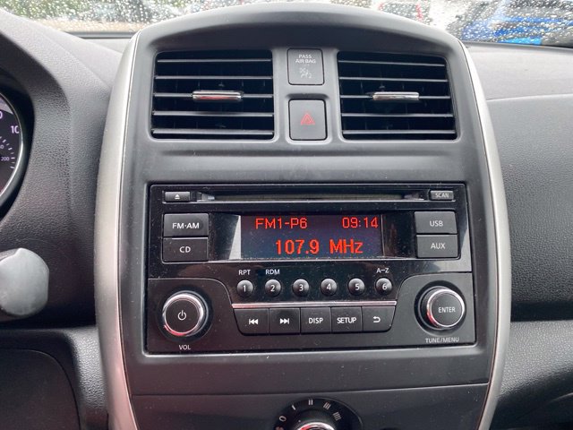 Used 2018 Nissan Versa SV FWD image 35
