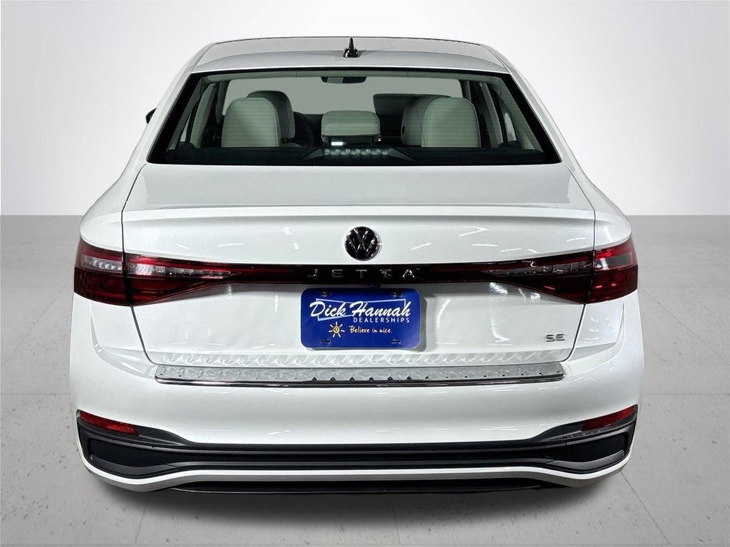 New 2025 Volkswagen Jetta SE image 7