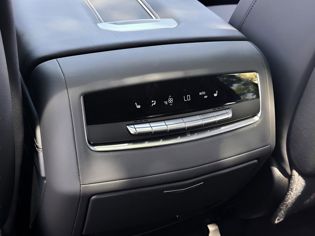 Used 2025 Cadillac Escalade Sport w/ Touring Package AWD/4WD image 19