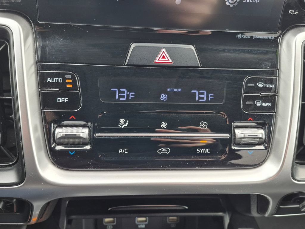Used 2021 Kia Sorento S image 15