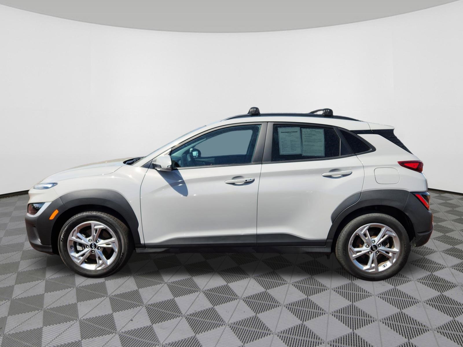 Certified 2023 Hyundai Kona SEL AWD/4WD image 5