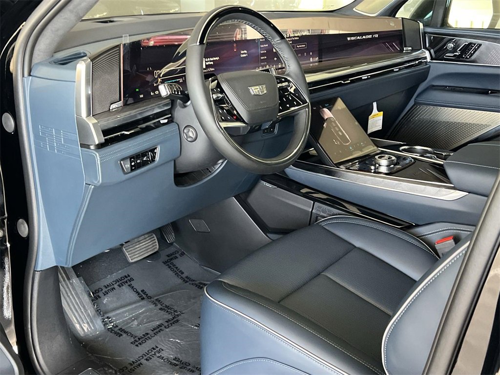 New 2026 Cadillac Escalade IQ Sport 2 image 9