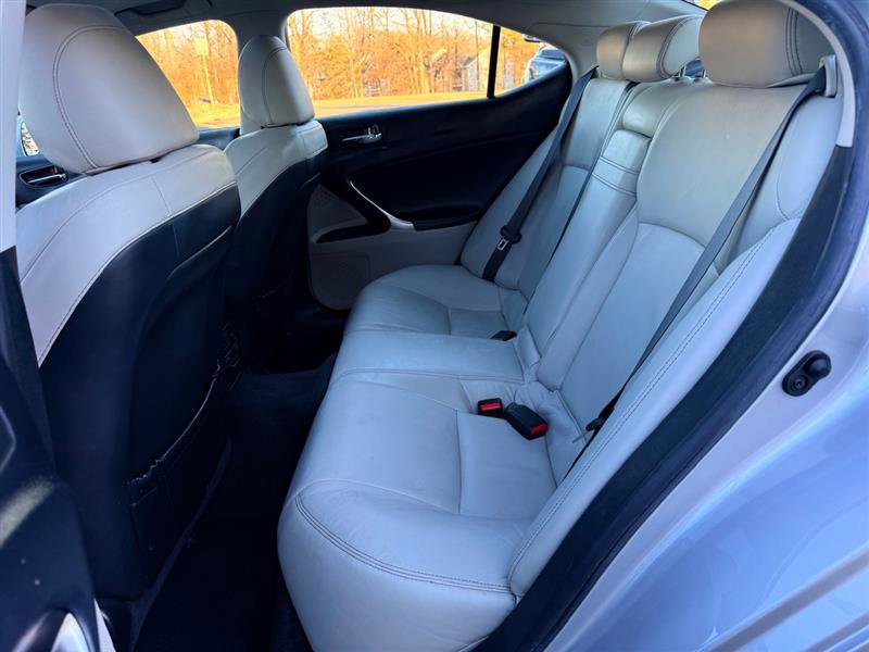 Used 2009 Lexus IS 250 image 19