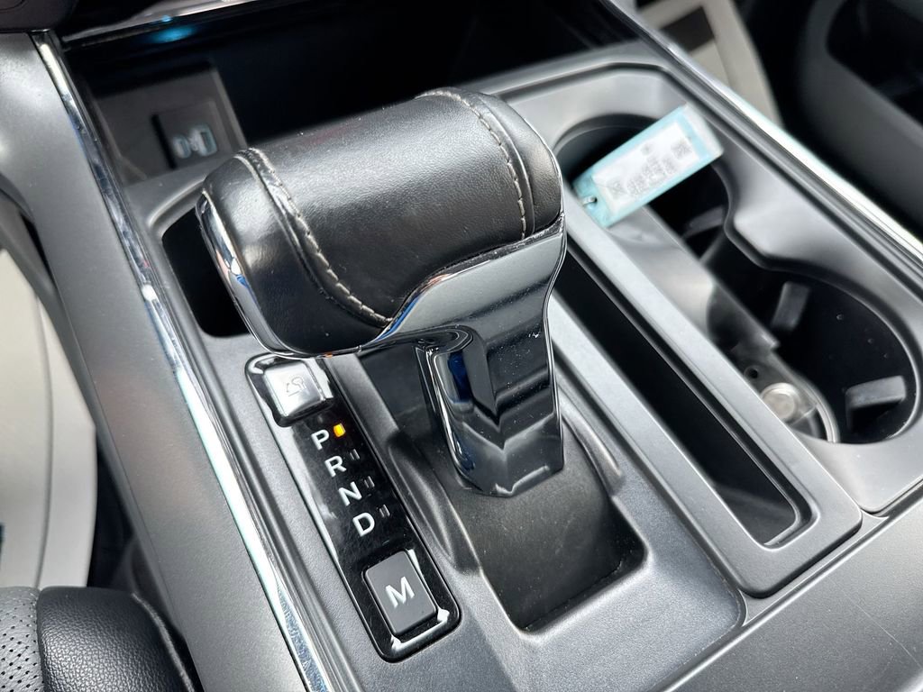 Used 2021 Ford F150 Lariat w/ Equipment Group 502A High image 19