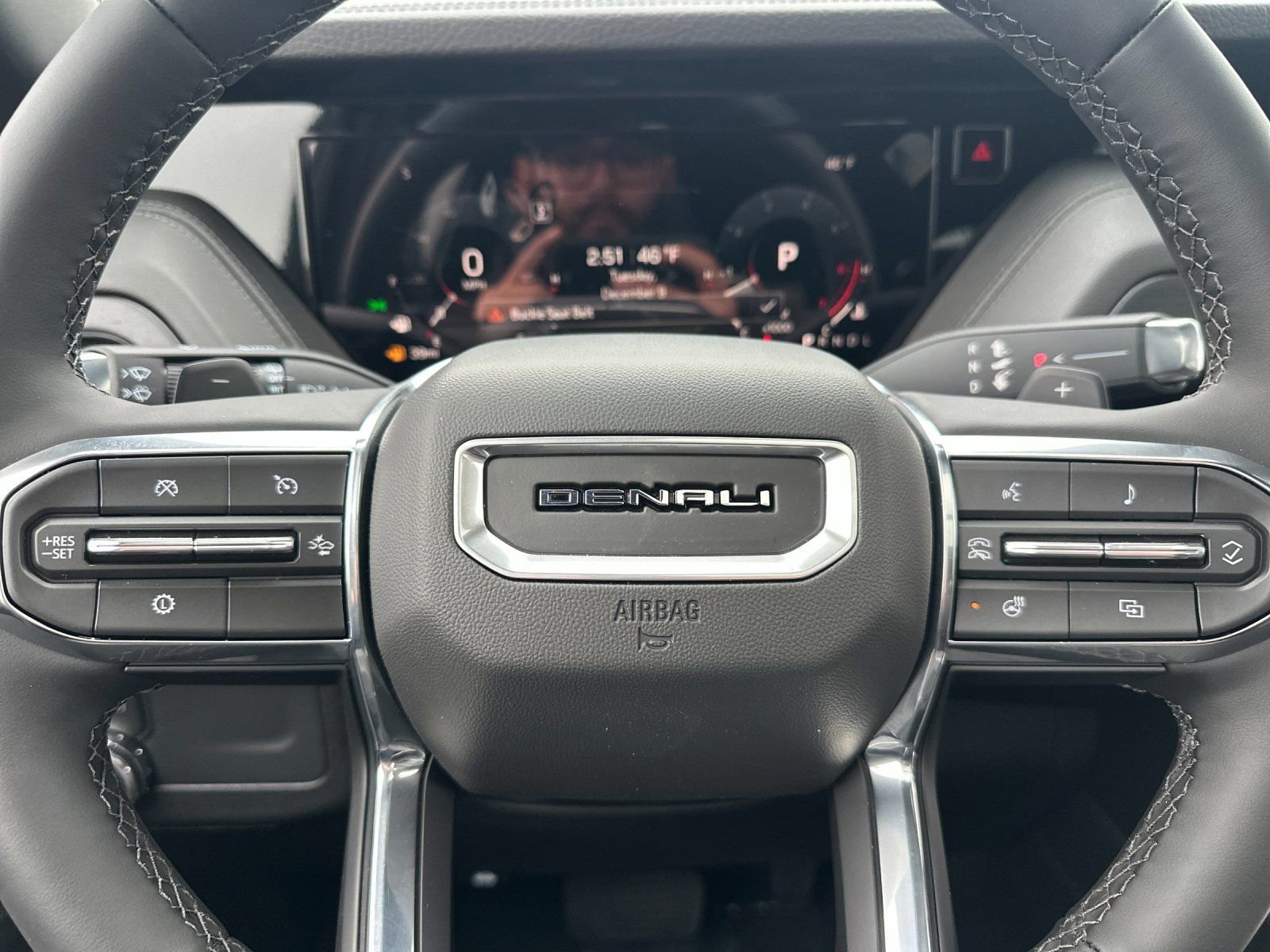 New 2026 GMC Yukon XL Denali w/ Sun & Power Step Package AWD/4WD image 25