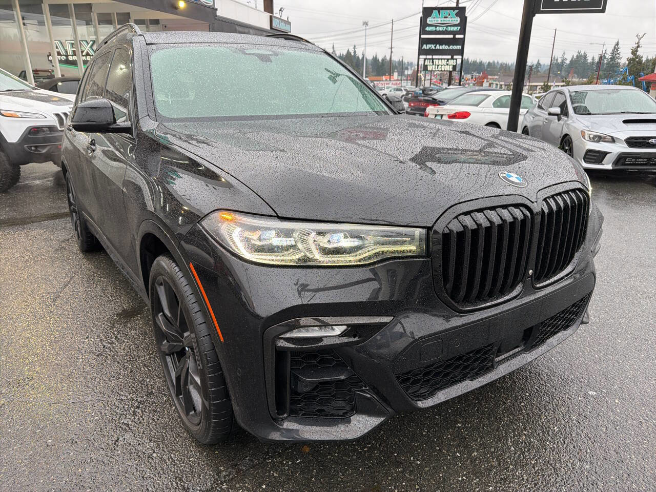 Used 2019 BMW X7 xDrive50i w/ M Sport Package image 16