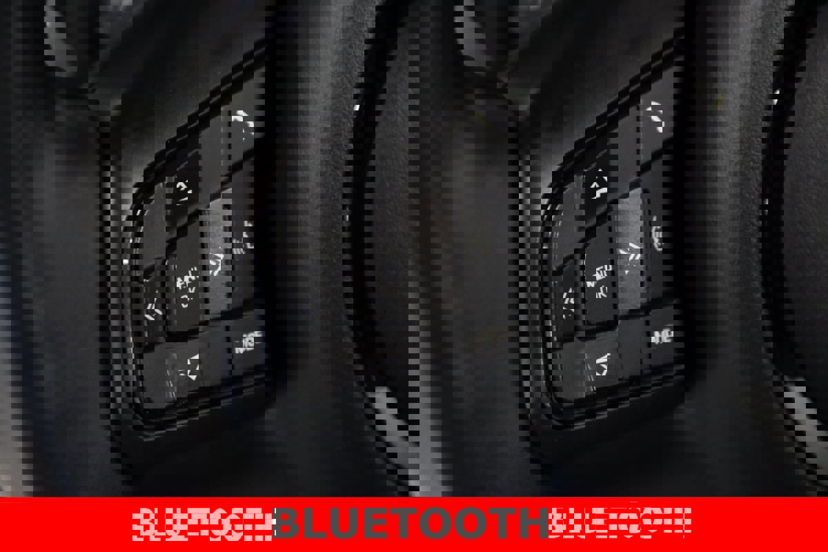 Used 2021 Jaguar F-TYPE R-Dynamic image 21