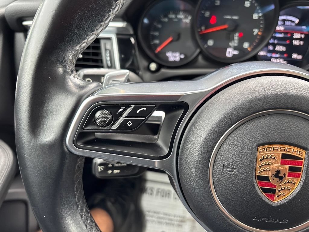 Used 2017 Porsche Macan AWD/4WD image 27