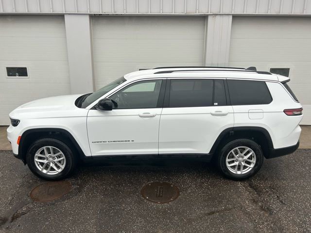 Certified 2023 Jeep Grand Cherokee L Laredo w/ Luxury Tech Group I image 3