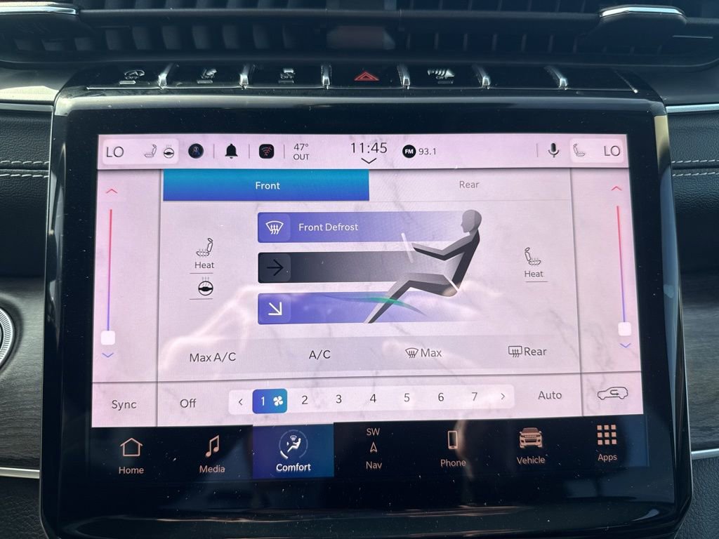 Used 2023 Jeep Grand Cherokee L Limited w/ Black Appearance Package image 39