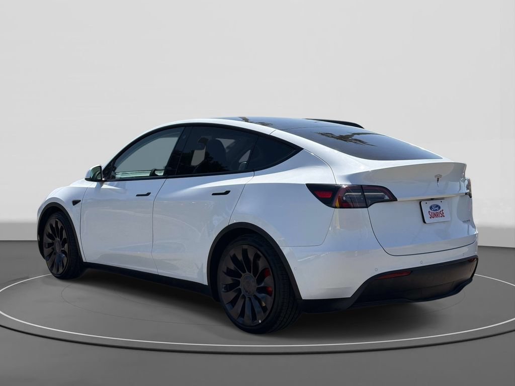 Used 2022 Tesla Model Y Performance AWD/4WD image 6