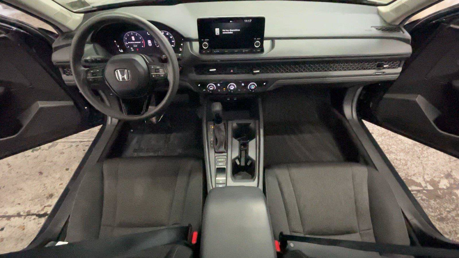 Certified 2025 Honda Accord SE image 25