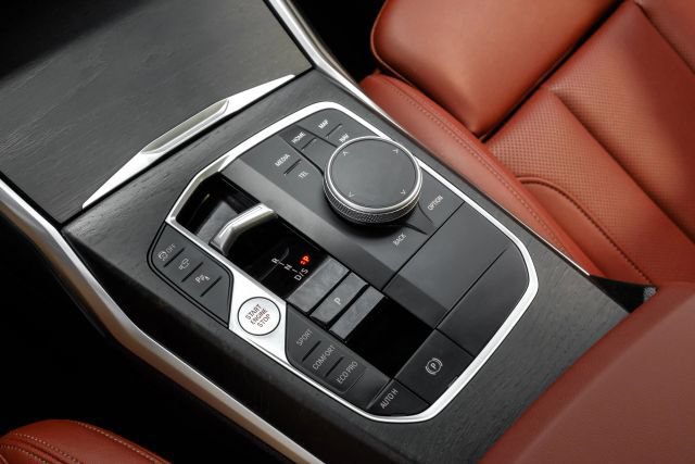 Used 2024 BMW M340i xDrive AWD/4WD image 32