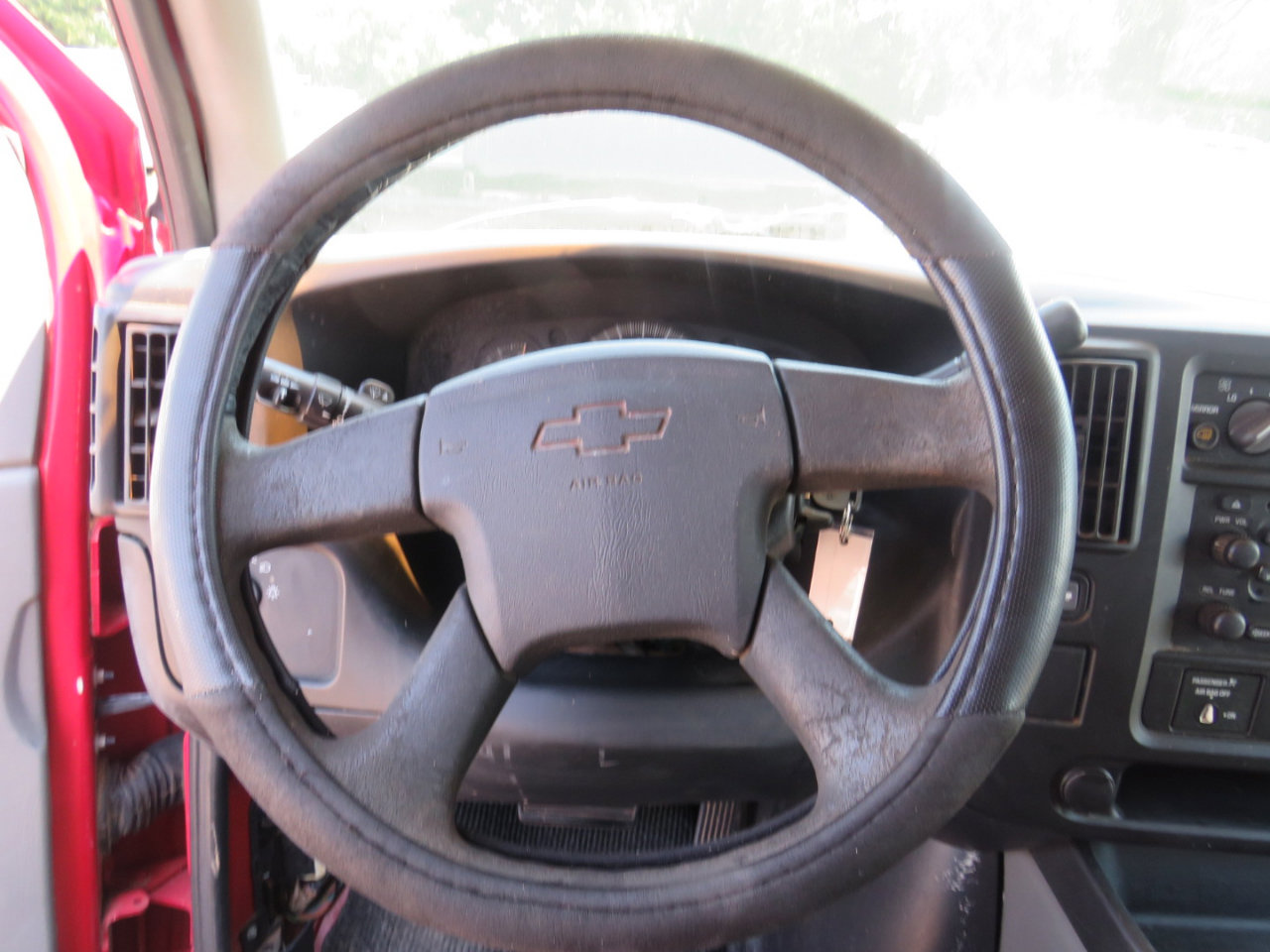 Used 2003 Chevrolet Express 2500 Passenger w/ LS Preferred Equipment Group image 21