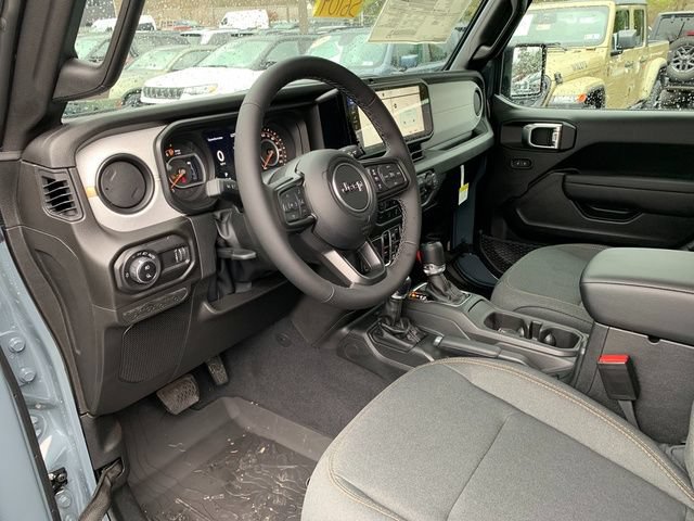 New 2026 Jeep Gladiator Sport AWD/4WD image 16