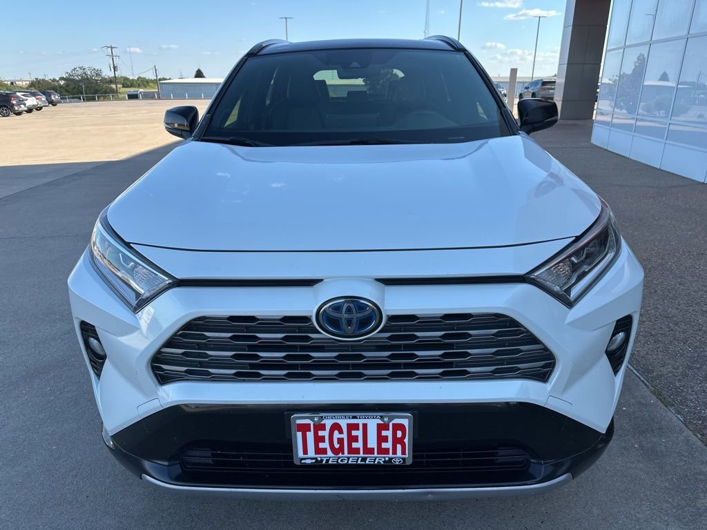 Used 2020 Toyota RAV4 XSE image 2