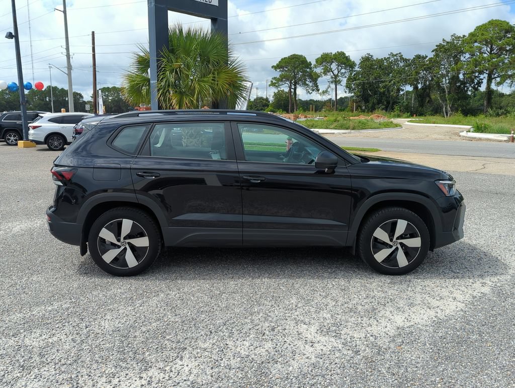 Used 2025 Volkswagen Taos S AWD/4WD image 8