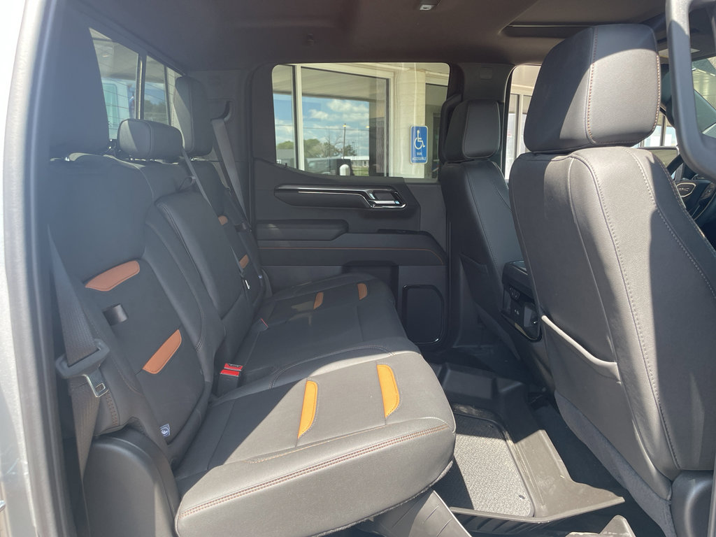 Used 2024 GMC Sierra 1500 AT4 w/ Technology Package image 25