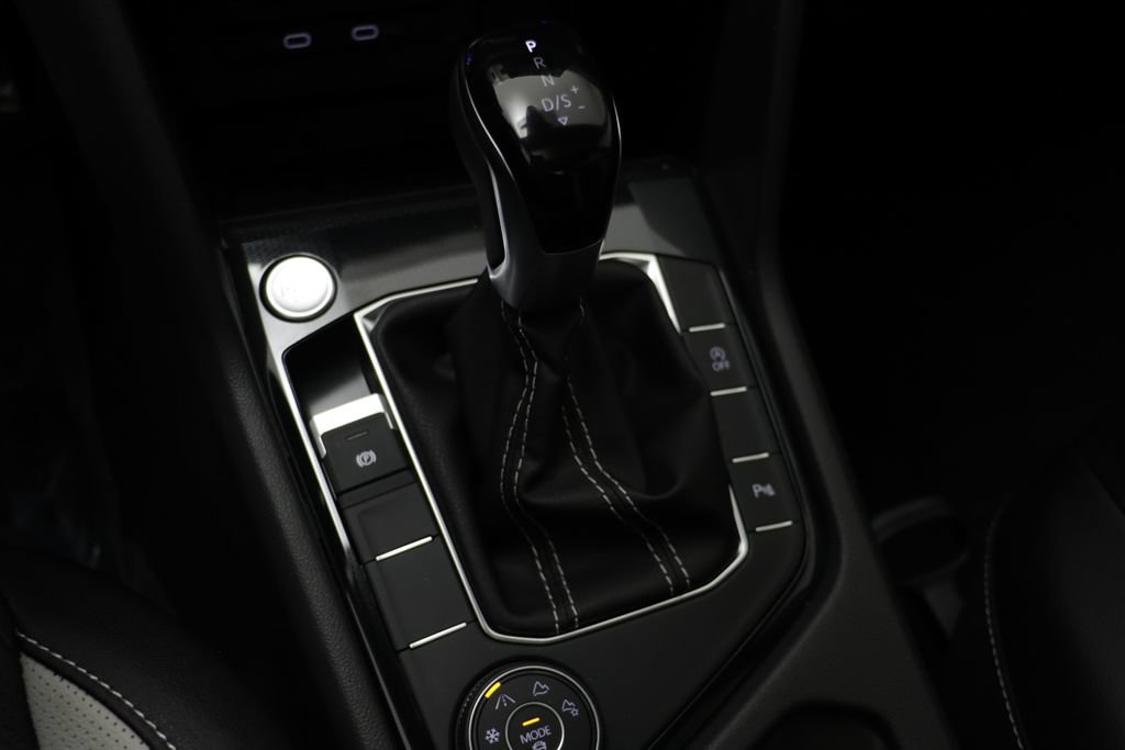 New 2026 Volkswagen Taos SEL AWD/4WD image 13