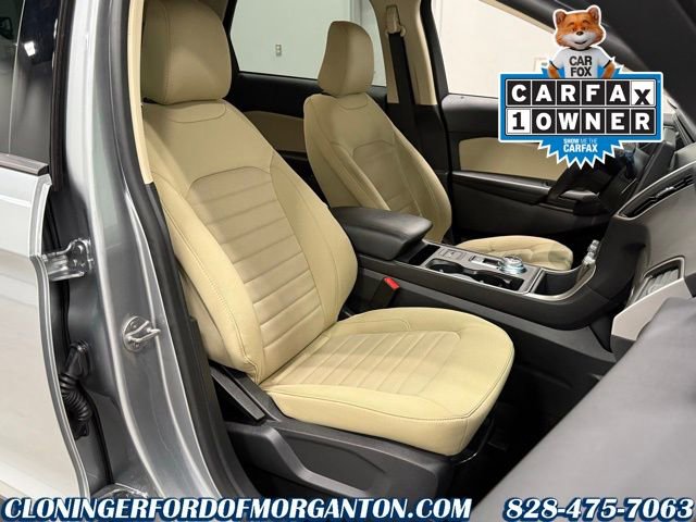 Used 2024 Ford Edge SE image 32