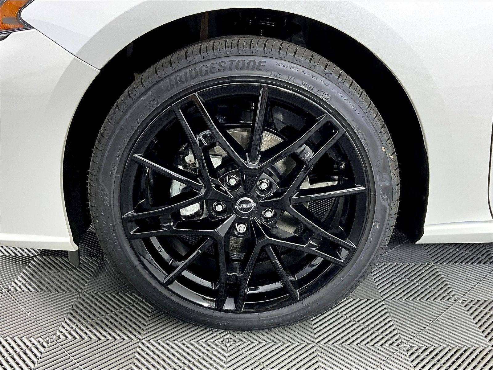 New 2026 Nissan Altima 2.5 SR w/ SR Midnight Edition Package FWD image 23