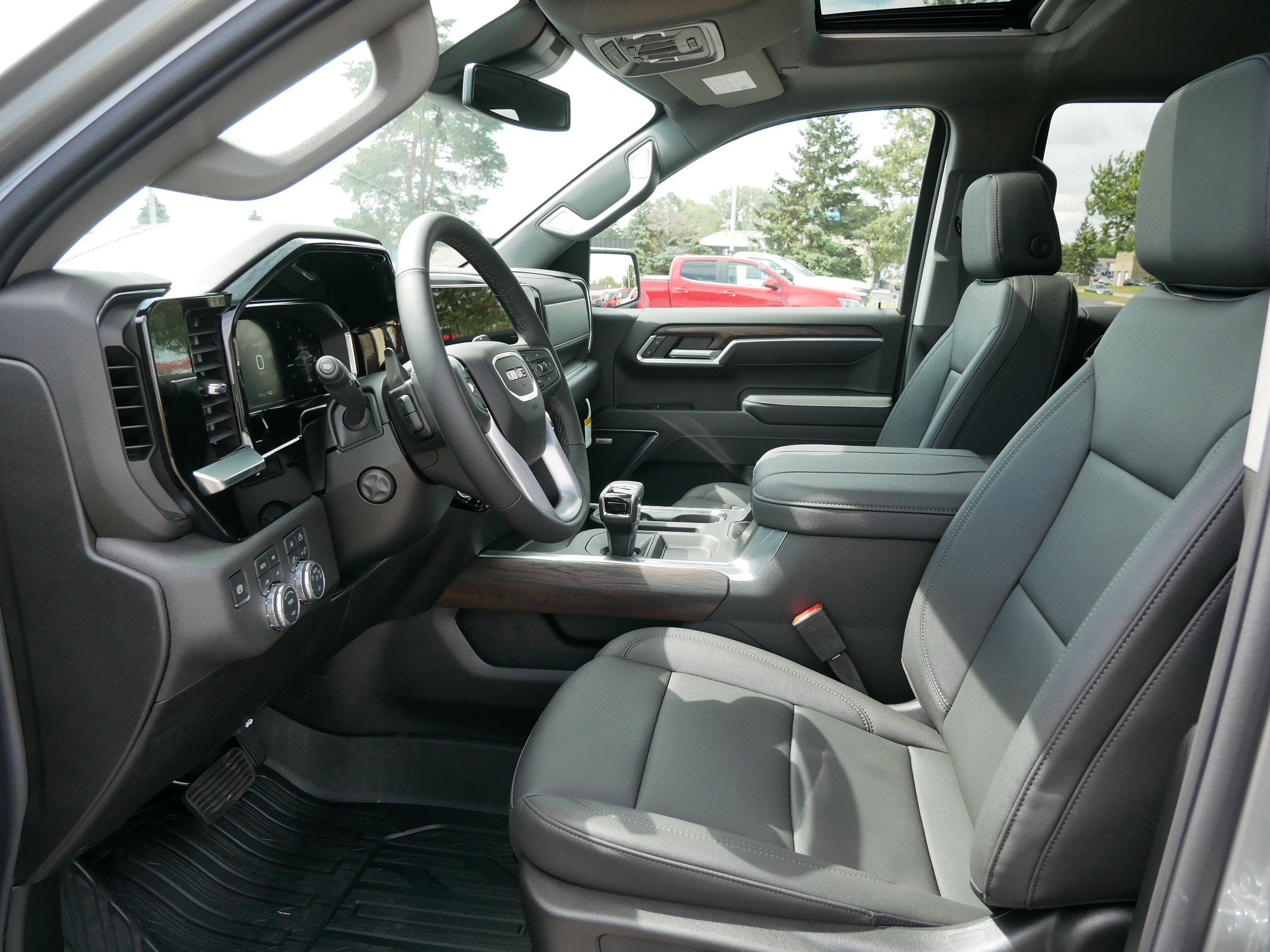 New 2026 GMC Sierra 1500 SLT w/ SLT Premium Plus Package image 3