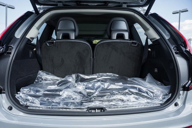 New 2026 Volvo XC90 B6 Ultra w/ Protection Package image 10