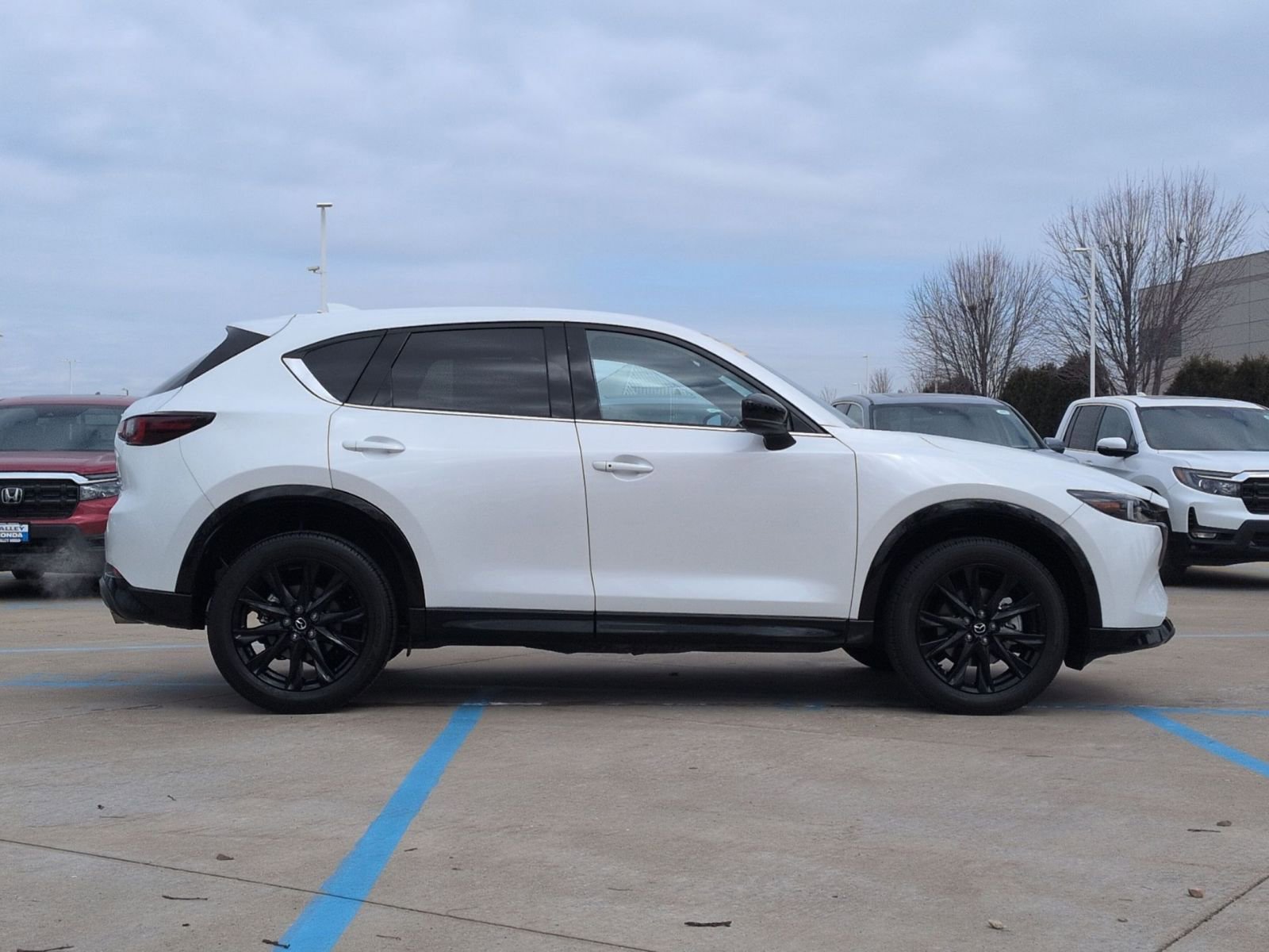 Used 2024 MAZDA CX-5 Carbon Edition image 5