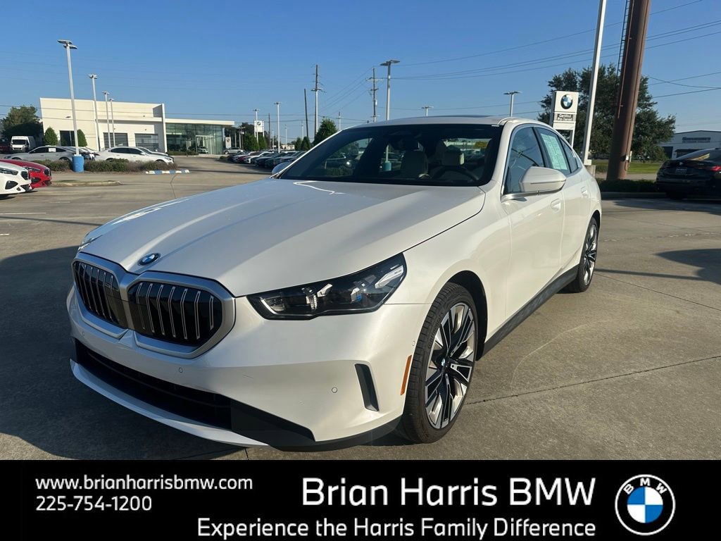 Certified 2025 BMW 530i w/ Premium Package