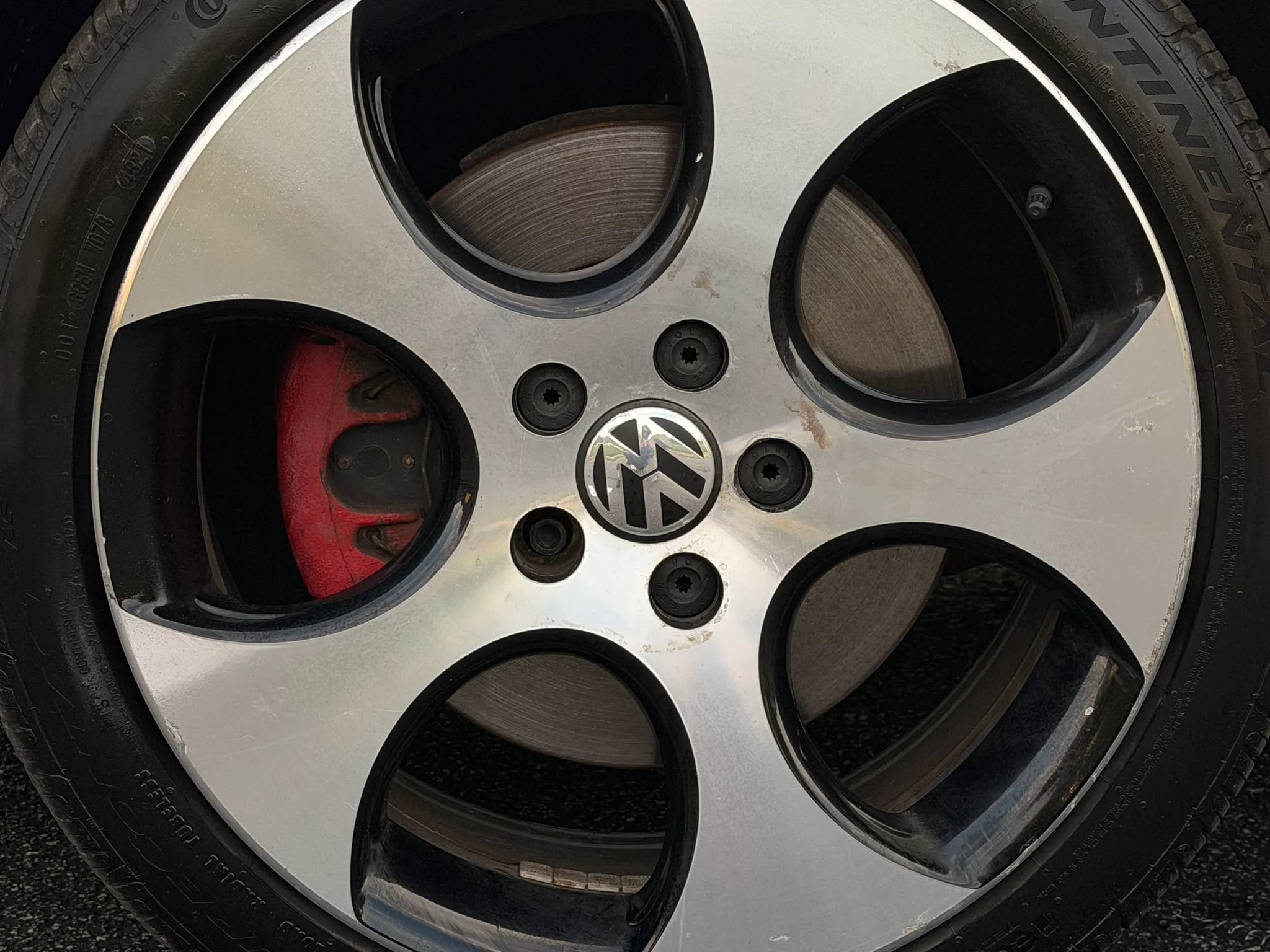 Used 2012 Volkswagen GTI 2-Door FWD image 40