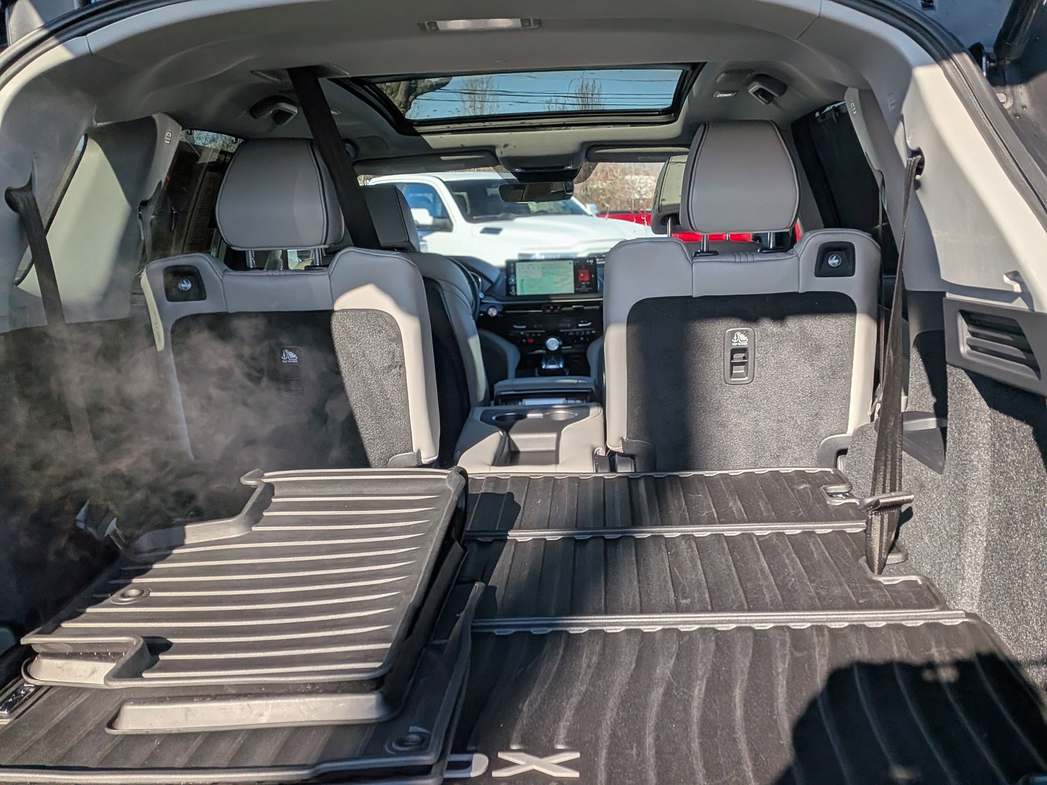 Used 2025 Acura MDX SH-AWD w/ Advance Package image 34