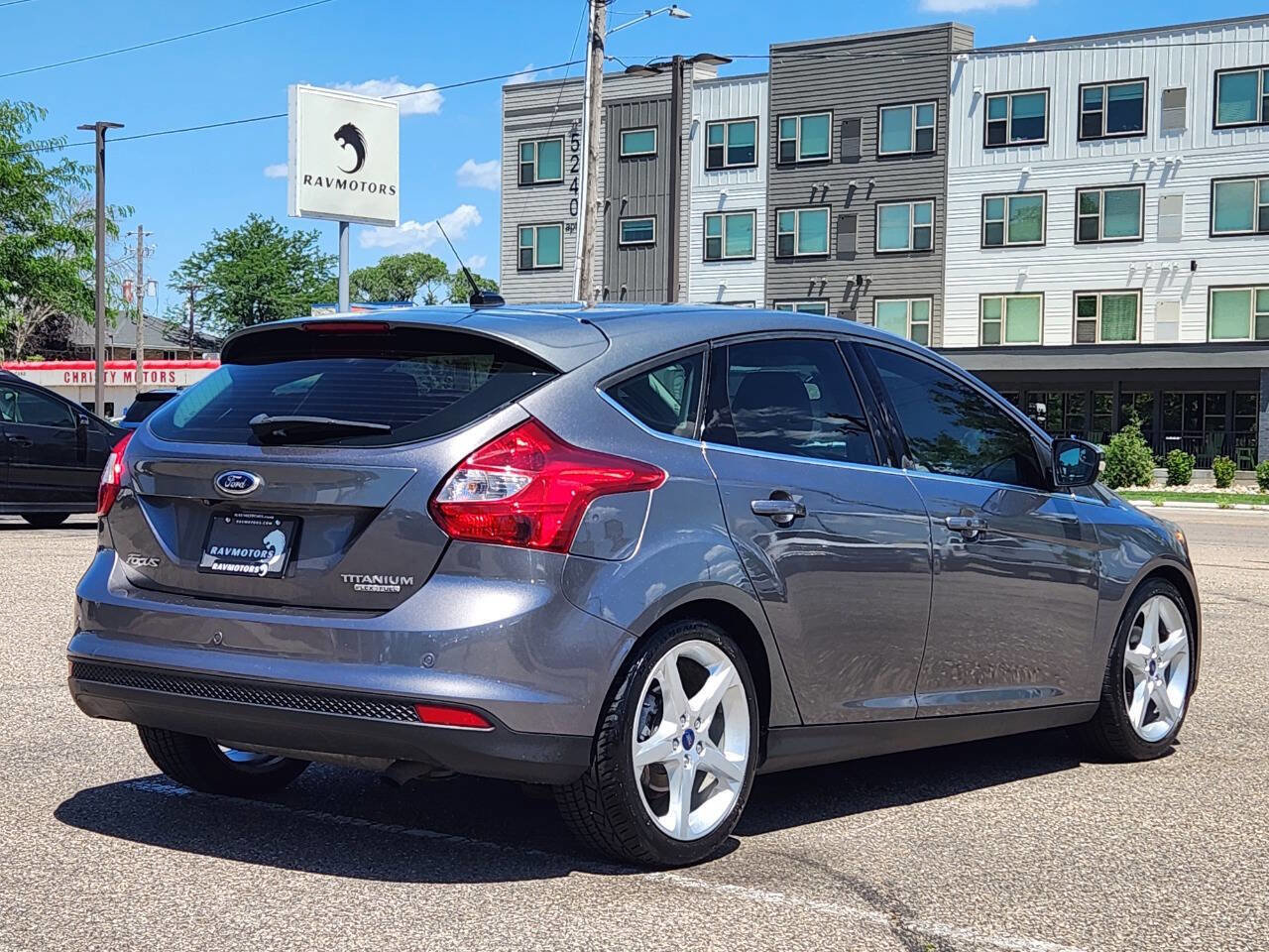 Used 2014 Ford Focus Titanium image 10