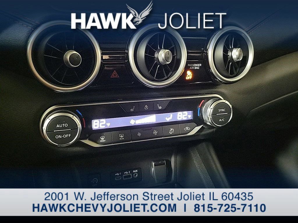 Used 2025 Nissan Sentra SR w/ SR Premium Package image 10