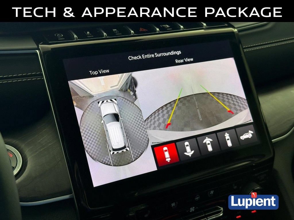 Used 2023 Jeep Grand Cherokee L Limited w/ Luxury Tech Group II AWD/4WD image 32