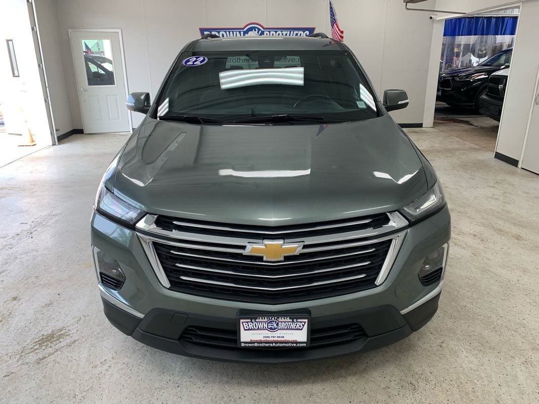 Used 2022 Chevrolet Traverse LT image 13